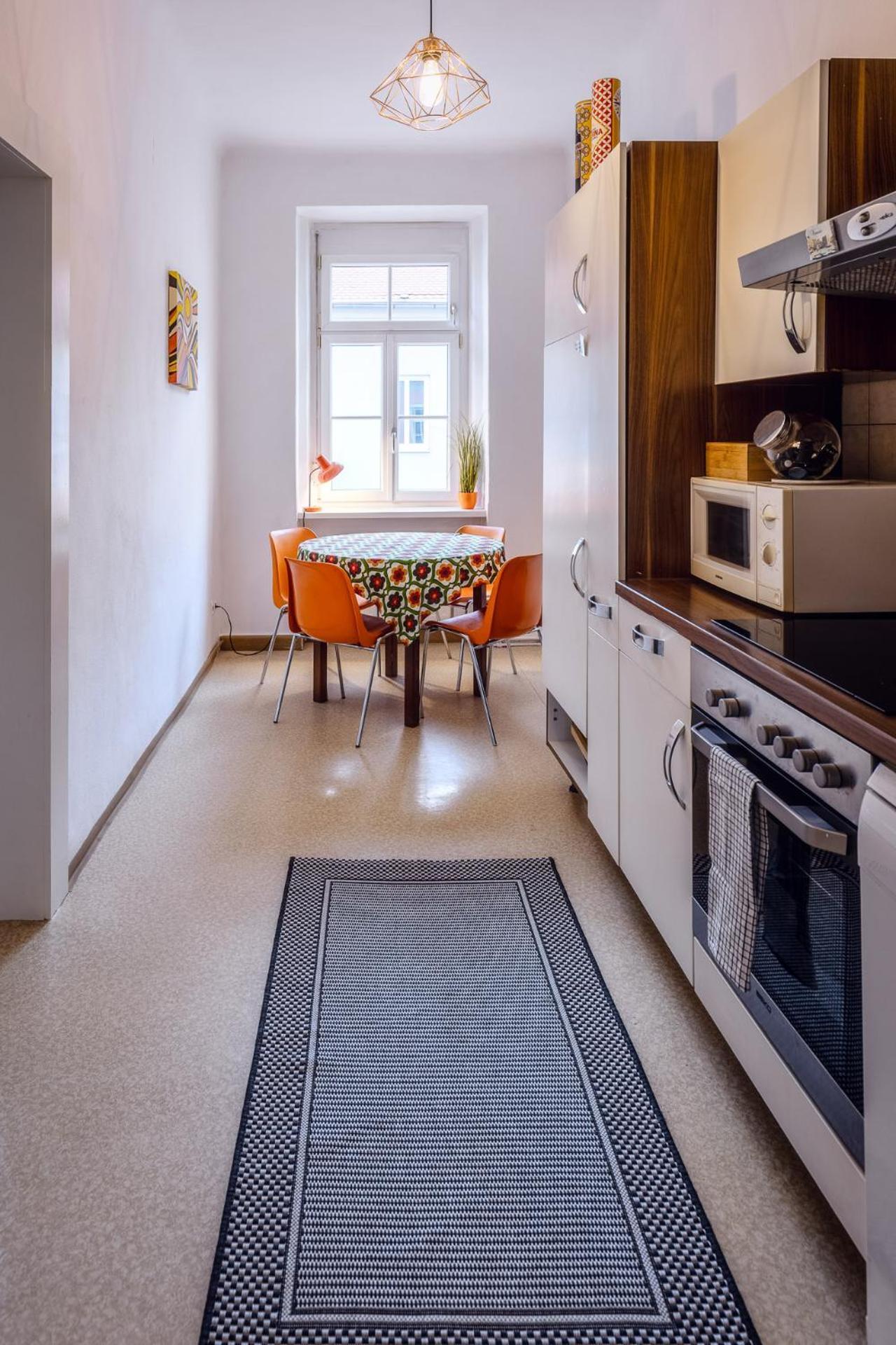 Sunny Citycenter Apartment - Graz Main Station Екстер'єр фото