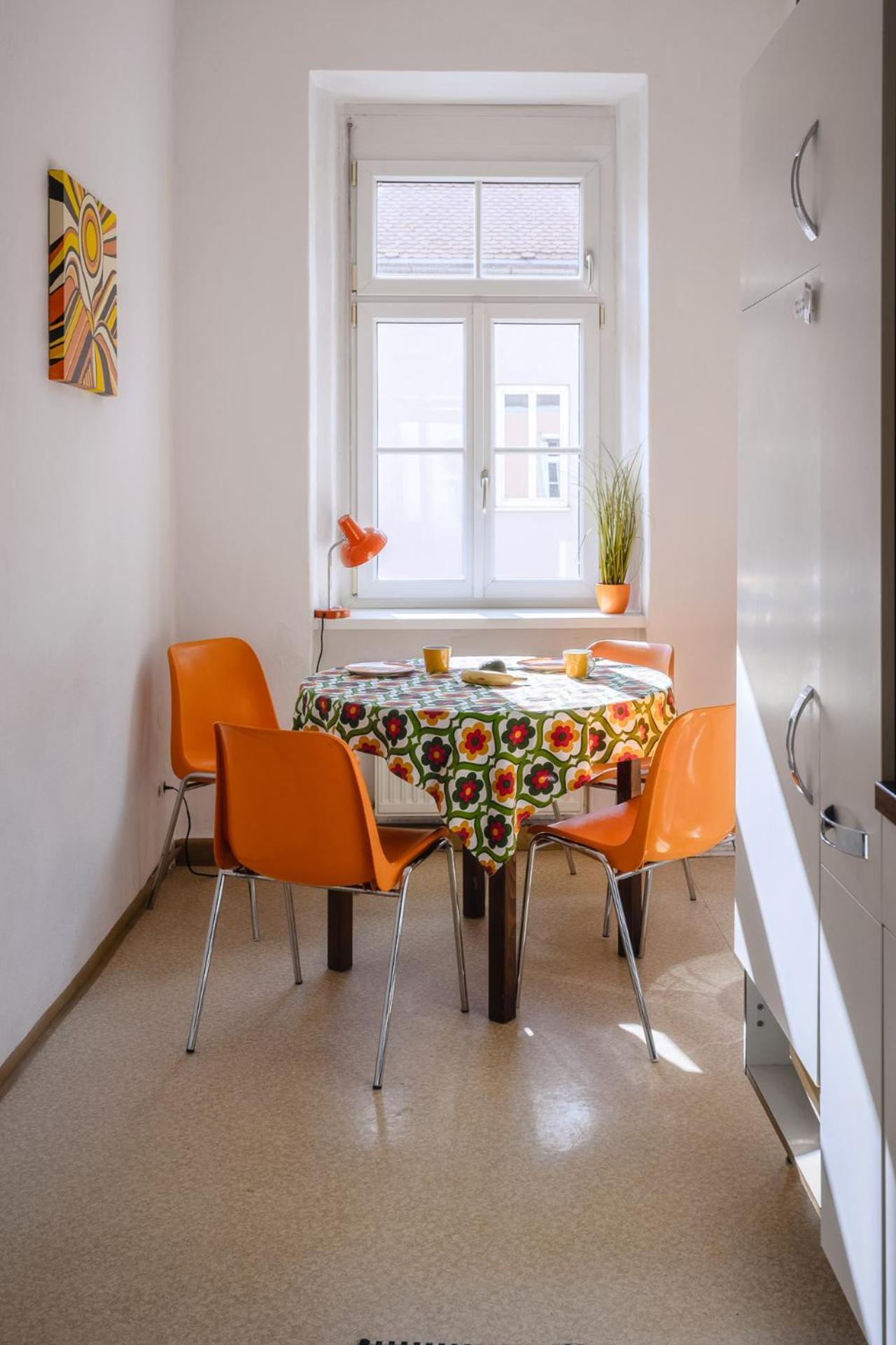 Sunny Citycenter Apartment - Graz Main Station Екстер'єр фото