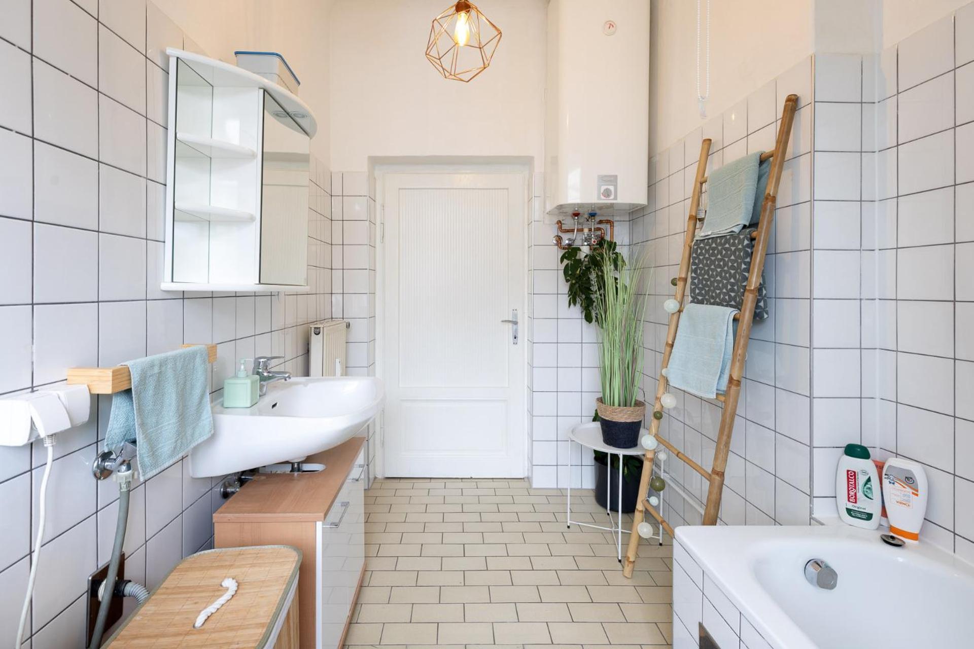 Sunny Citycenter Apartment - Graz Main Station Екстер'єр фото